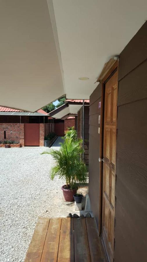 Homestay Umbai Kelana Merlimau Екстериор снимка