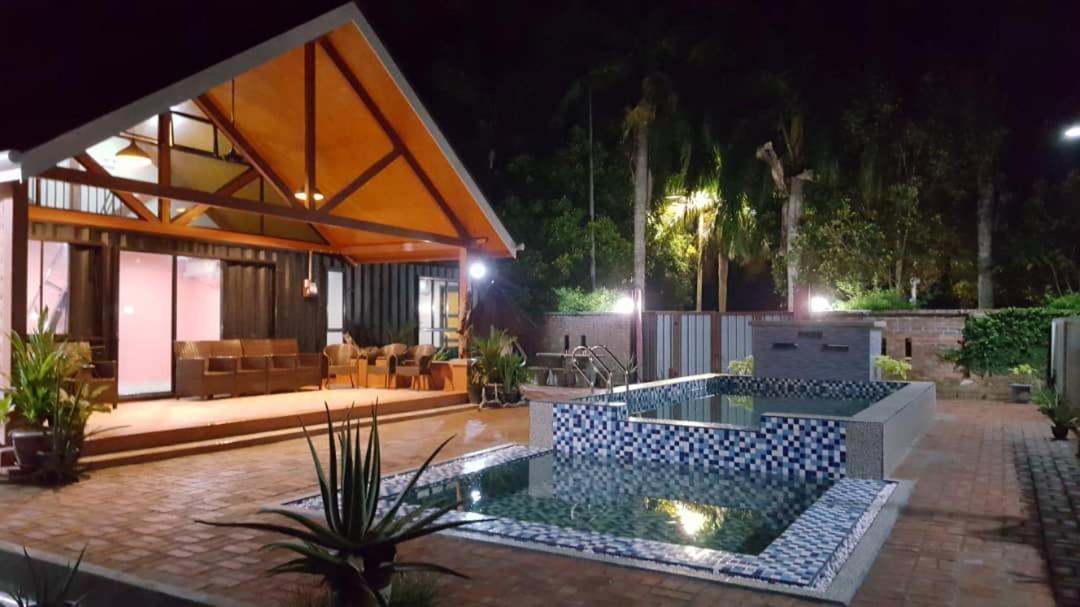 Homestay Umbai Kelana Merlimau Екстериор снимка