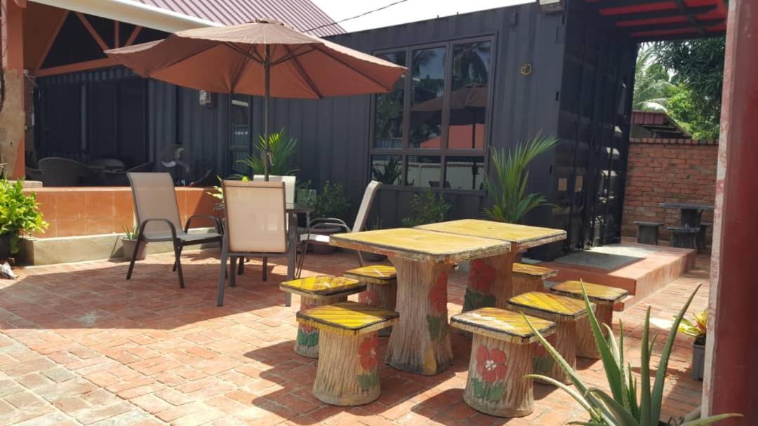 Homestay Umbai Kelana Merlimau Екстериор снимка